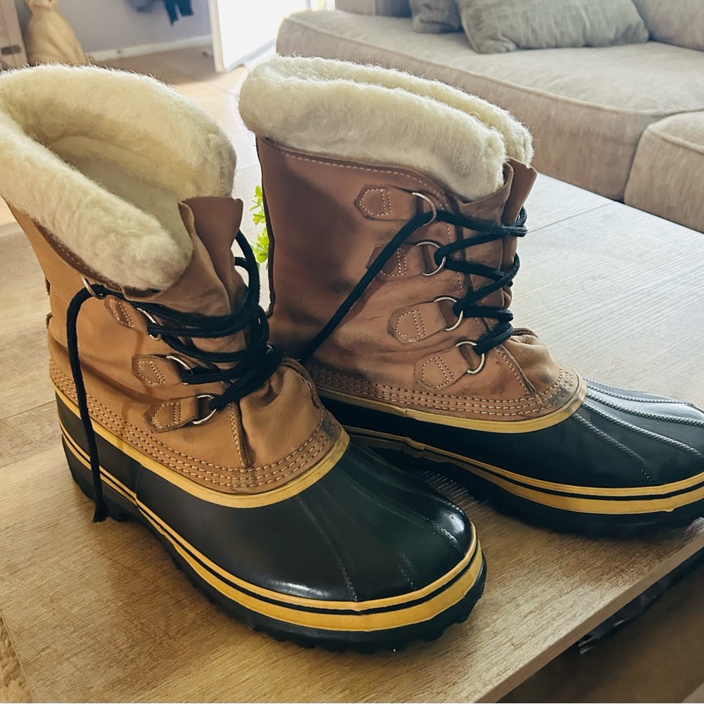 Brown and Black Sorel Winter Boots with Fur Lining